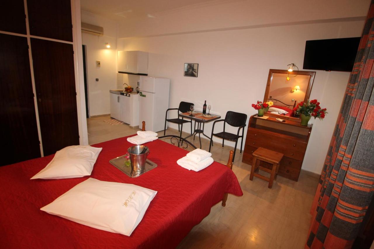 Panorama Aparthotel Ájos Jeórjos Eksteriør bilde