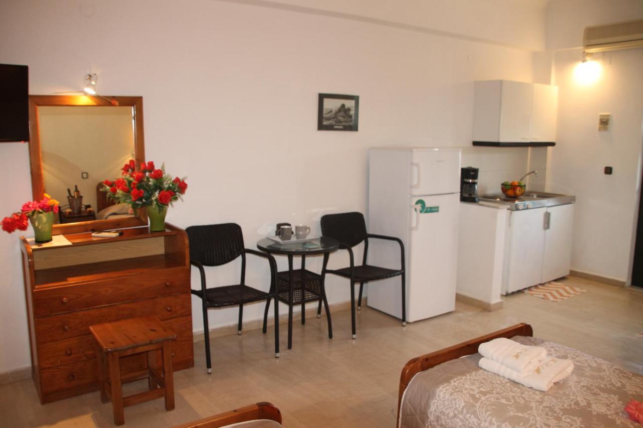 Panorama Aparthotel Ájos Jeórjos Eksteriør bilde